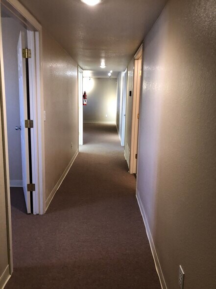 More Photos Of 5147 S Huntington Rd, Fort Mohave Industrial For Lease