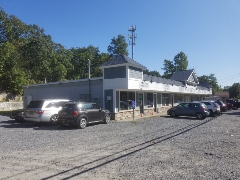 More Photos Of 1164 NYS Route 9G, Hyde Park General Retail For Lease