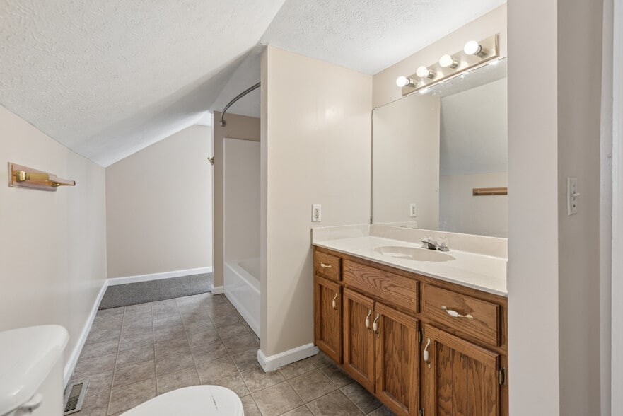 More Photos Of 870 Springfield Hwy, Goodlettsville Warehouse For Sale