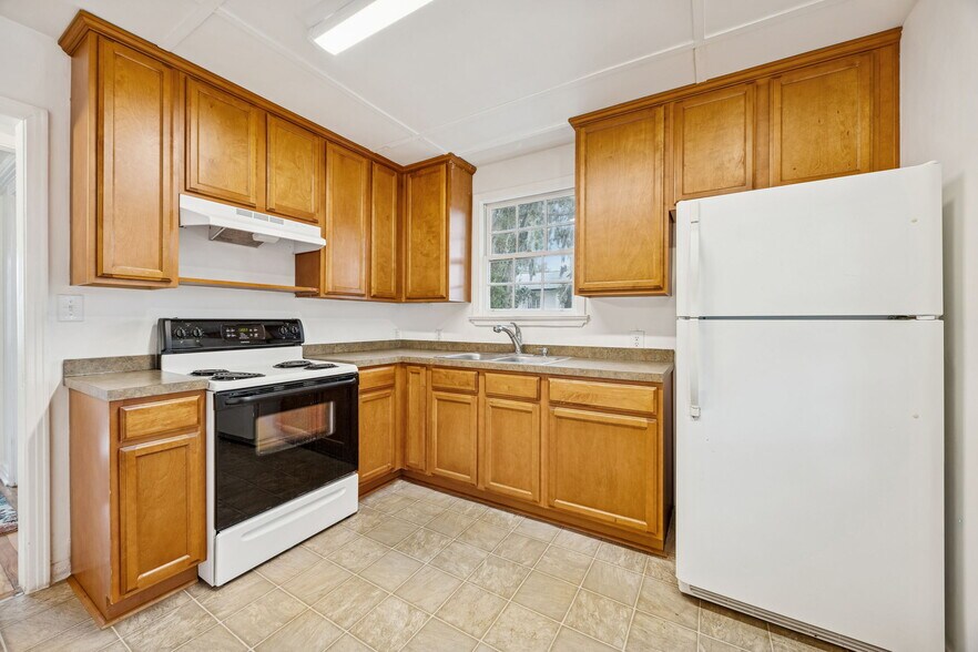 More Photos Of 1250 Mcduff Ave, Jacksonville Storefront Retail Office For Sale