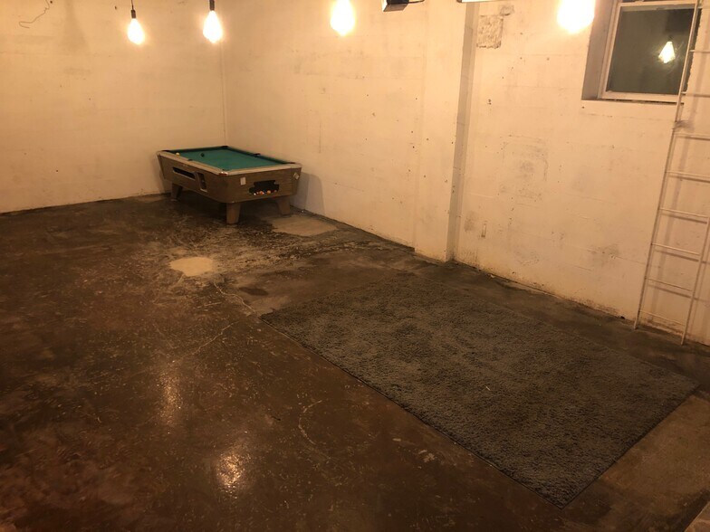 More Photos Of 1729 N 2nd St, Minneapolis Flex For Lease