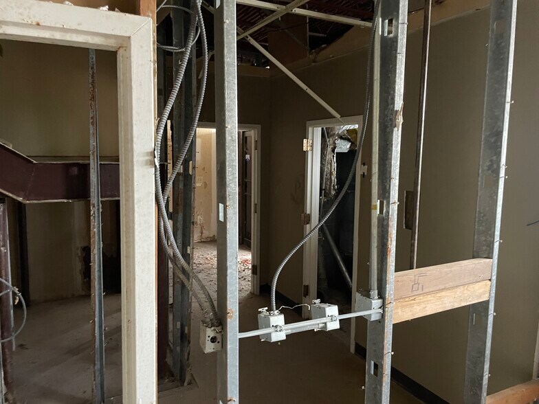 More Photos Of 2981 Church St, East Point Medical For Sale