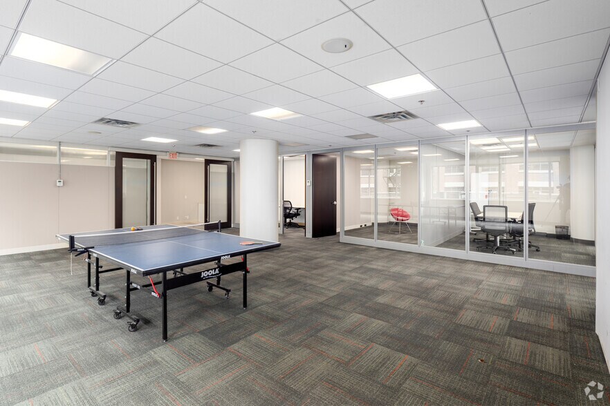 More Photos Of 119 Spadina Ave, Toronto Loft Creative Space For Lease