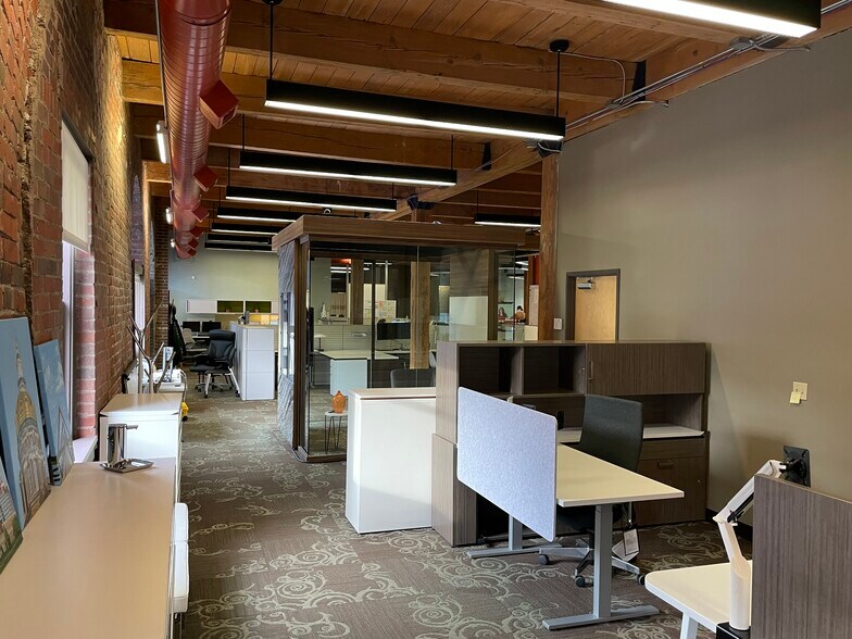 More Photos Of 108 3rd St, Des Moines Office For Lease