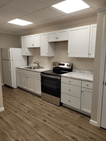 More Photos Of 500 Market St, Portsmouth Office For Sale