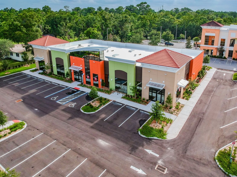 More Photos Of 100 N Dean Rd, Orlando Unknown For Lease