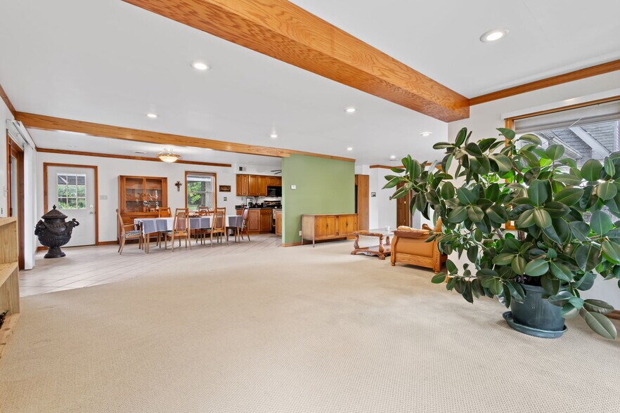 More Photos Of 2507 E 1100 N, Demotte Apartments For Sale