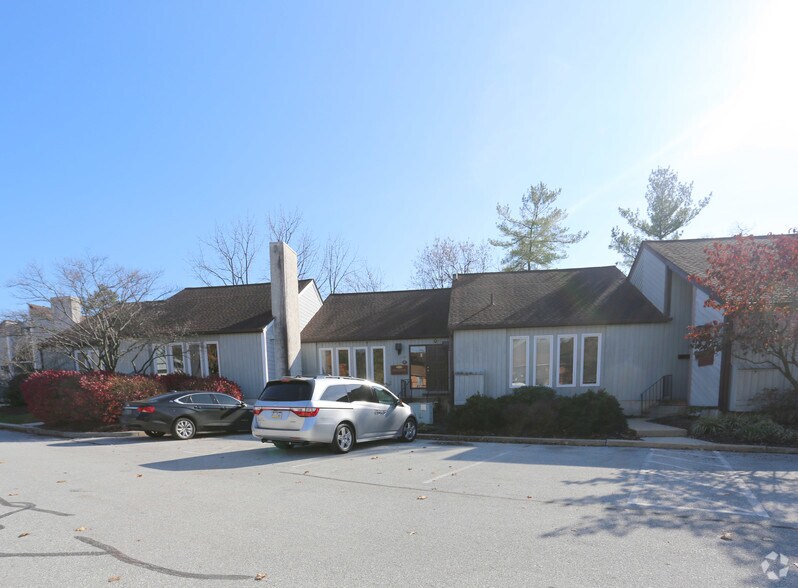 More Photos Of 300 N Pottstown Pike, Exton Office For Lease