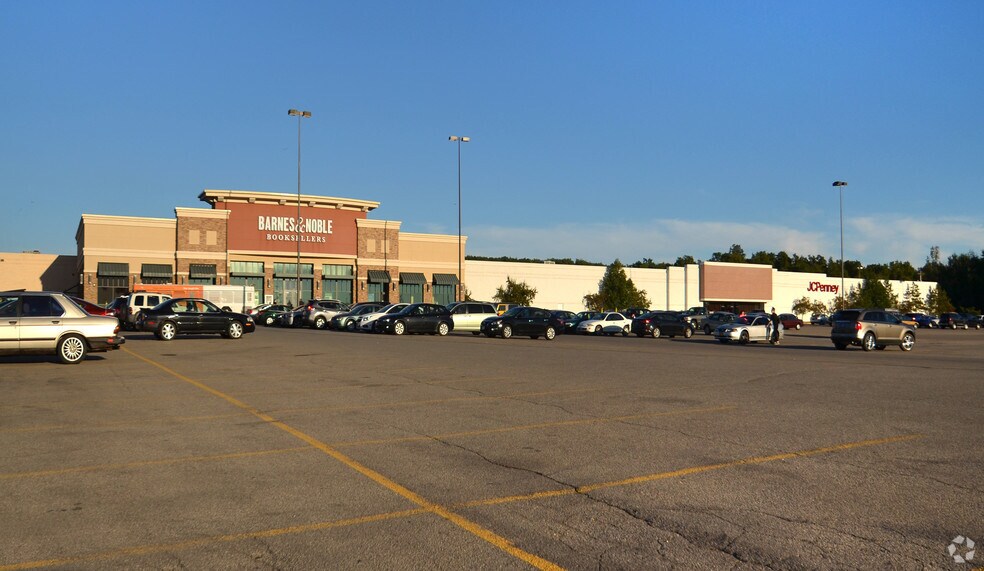 More Photos Of 3701 McKinley Pky, Buffalo General Retail For Sale