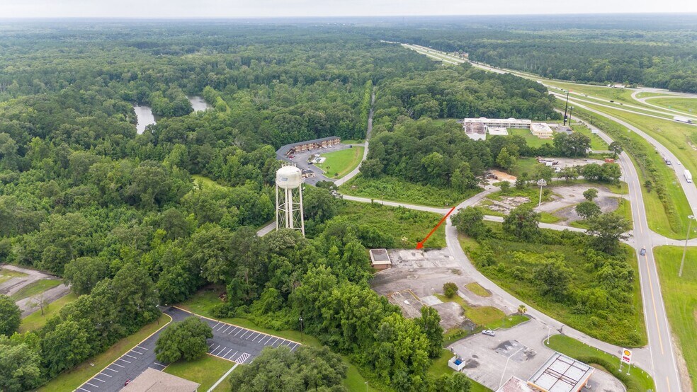 More Photos Of 61 Charles Frazier Cir, Yemassee General Retail For Sale