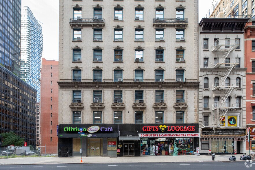 More Photos Of 850 Seventh Ave, New York Office For Lease