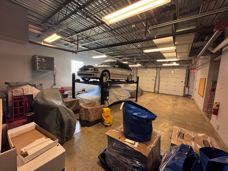 More Photos Of 1159 N Main St, Glendale Heights Office For Sale