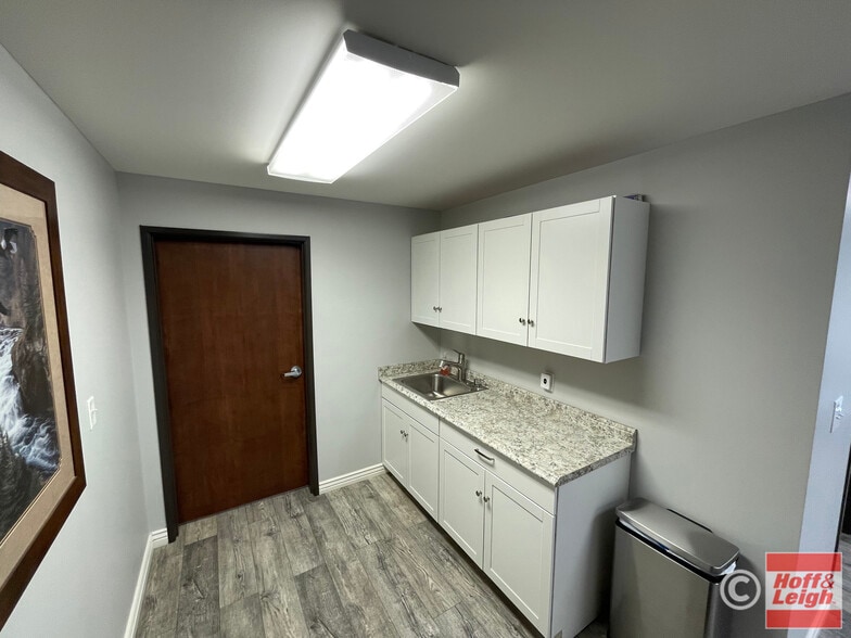 More Photos Of 5475 Peoria St, Denver Light Manufacturing For Sale