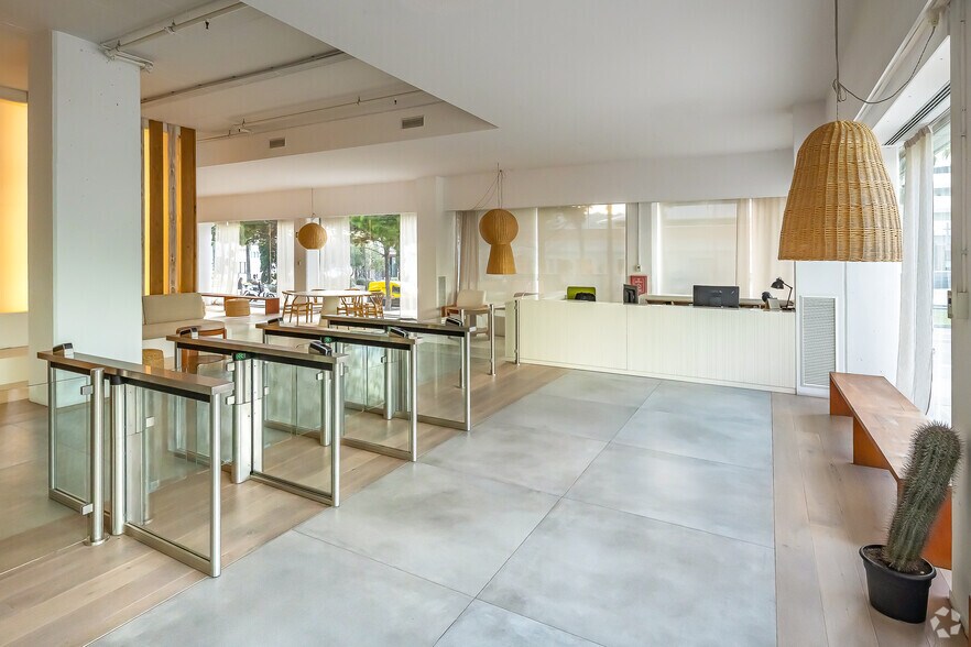 More Photos Of 99-101 Passeig de Joan de Borbó Comte de Barcelona, Barcelona Coworking Space