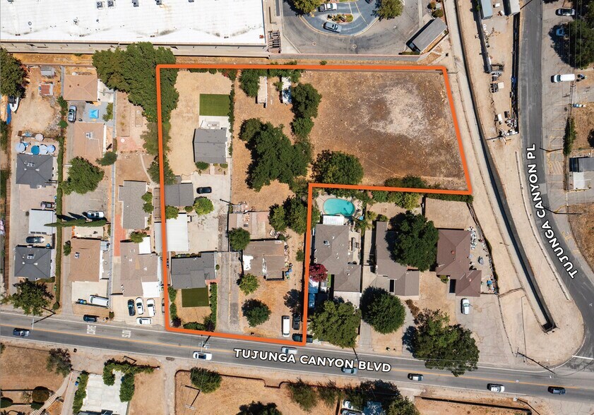 More Photos Of 9722 Tujunga Canyon Blvd, Tujunga Land For Sale