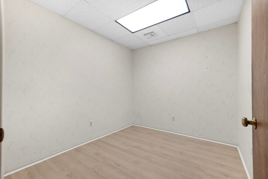 More Photos Of 361-397 N San Jacinto St, Hemet Medical For Sale