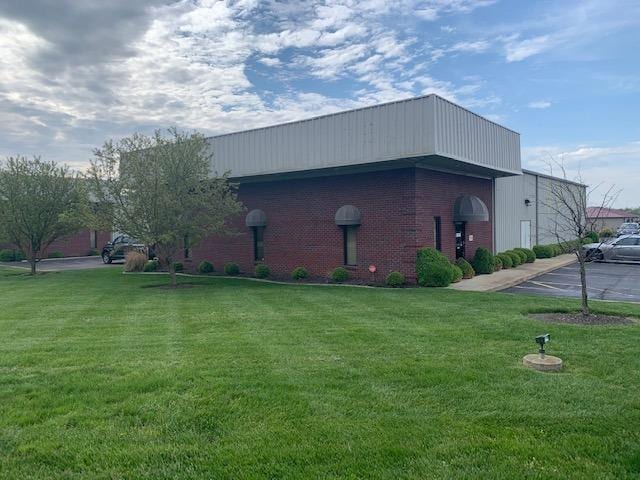 Primary Photo Of 7490 Bridgewater Rd, Huber Heights Manufacturing For Lease