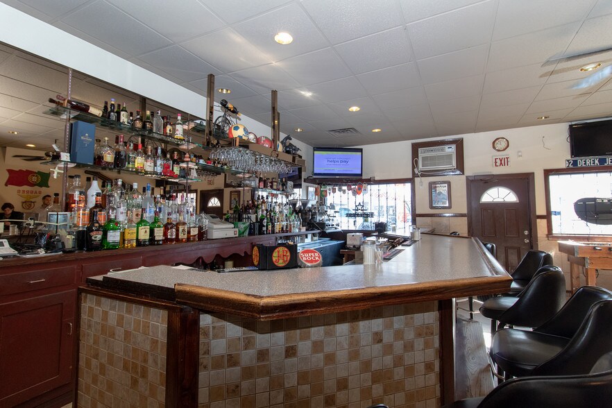 More Photos Of 172 Maple St, Naugatuck Restaurant For Sale