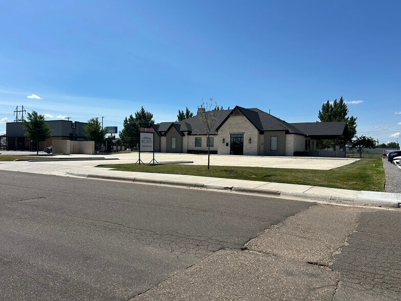 More Photos Of 7469 Pennsylvania Dr, Amarillo Office For Lease