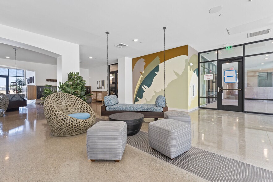 More Photos Of 2040-2060 N Scottsdale Rd, Scottsdale Apartments For Lease