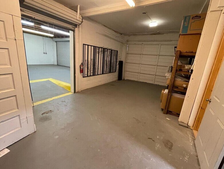 More Photos Of 2616 SW Loop 410, San Antonio Flex For Sale