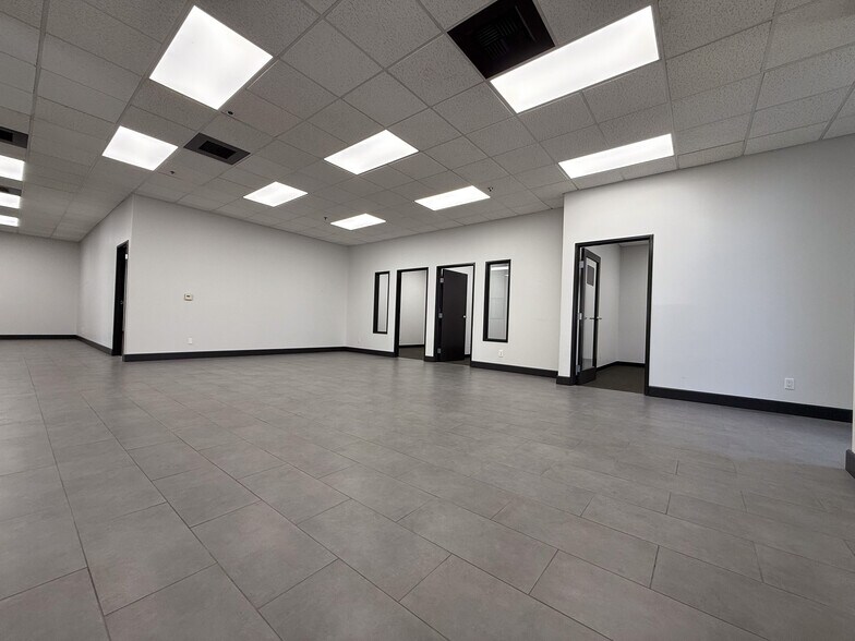 More Photos Of 5549 Brooks St, Montclair Warehouse For Lease