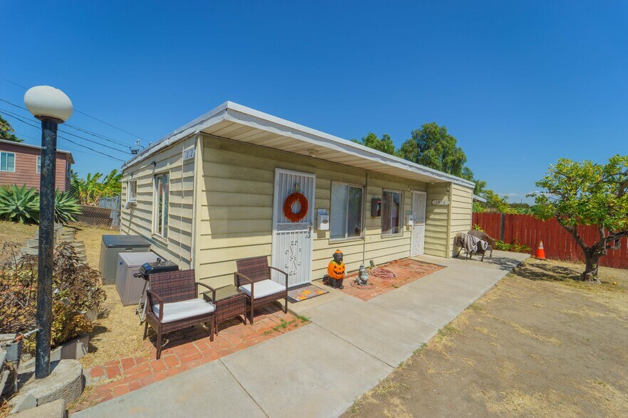 Primary Photo Of 1202-1216 E 7th St, National City Apartments For Sale