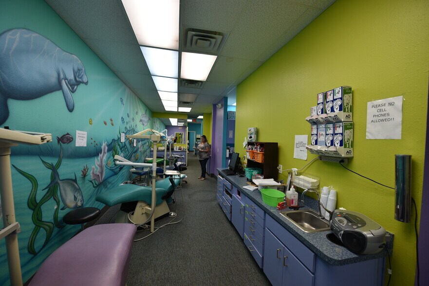 More Photos Of 5114-5134 Us Highway 19, New Port Richey Unknown For Lease