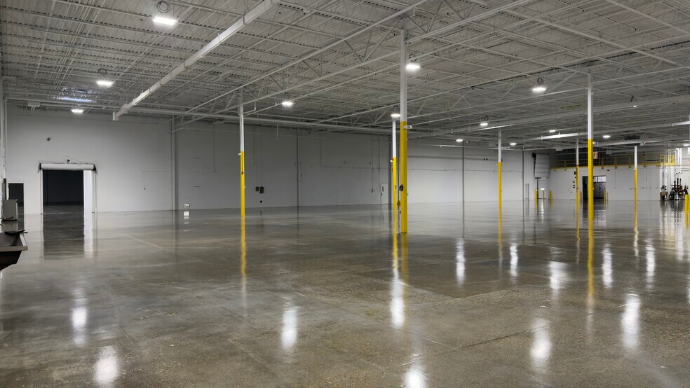 More Photos Of 1102 Aviation Blvd, Hebron Warehouse For Lease