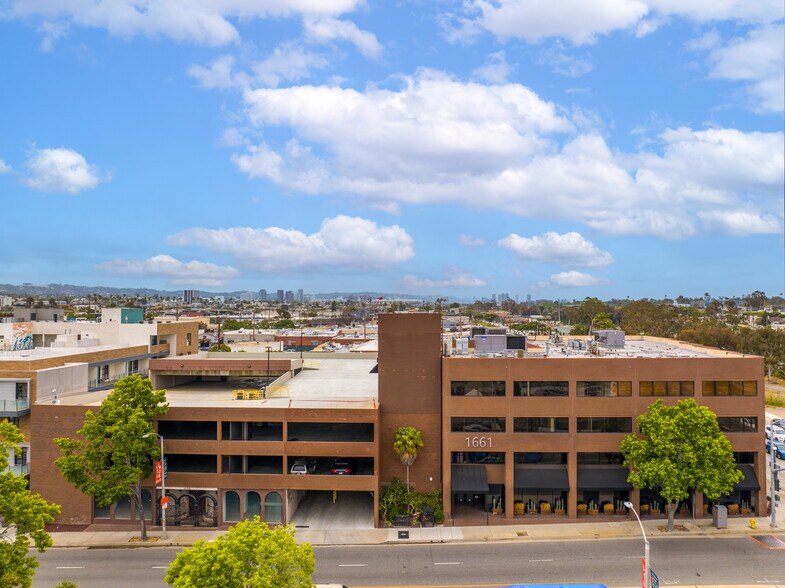 Primary Photo Of 1661-1669 Lincoln Blvd, Santa Monica Office For Lease