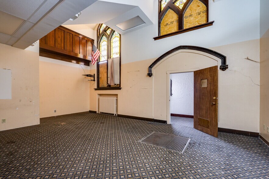 More Photos Of 1317 Cincinnati St, Dayton Religious Facility For Sale