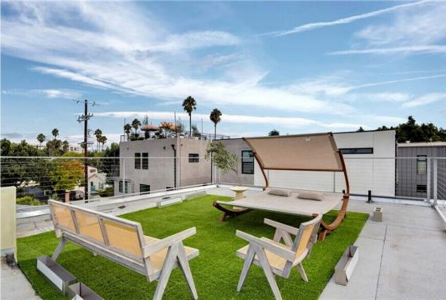 More Photos Of 1351 Seward St, Los Angeles Apartments For Sale