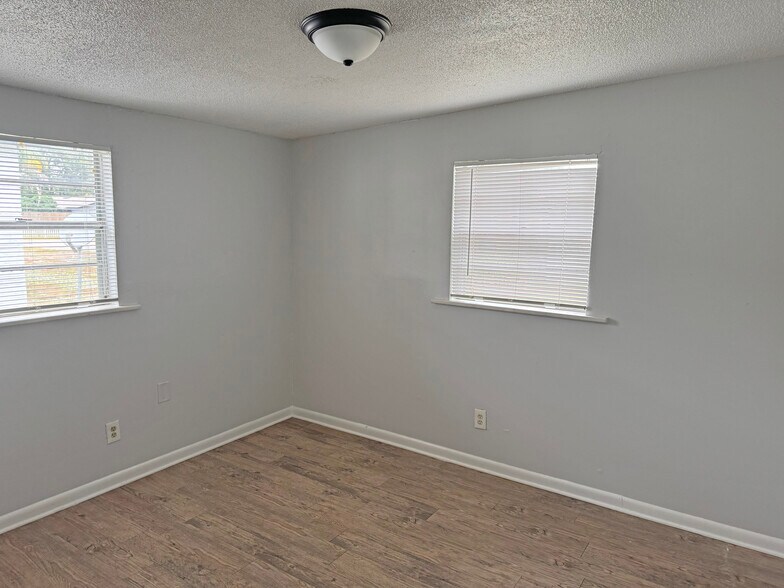 More Photos Of , Thonotosassa Multifamily For Sale