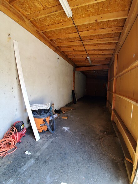 More Photos Of 3414 W Washington Blvd, Los Angeles Storefront Retail Residential For Sale