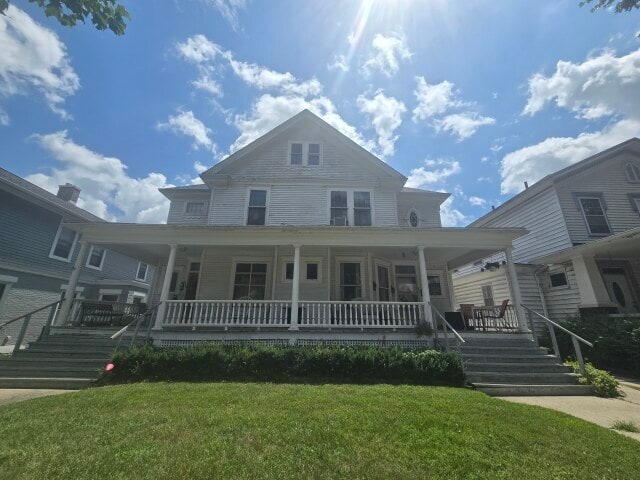 Primary Photo Of 817 W Wayne St, Fort Wayne Apartments For Sale