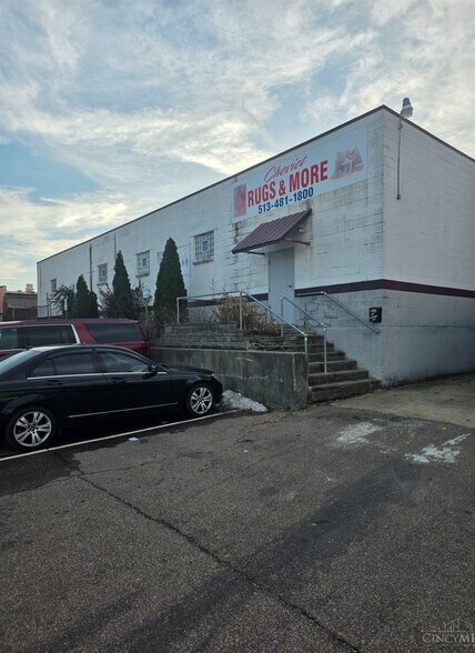 Primary Photo Of 3817 N Bend Rd, Cincinnati Warehouse For Lease
