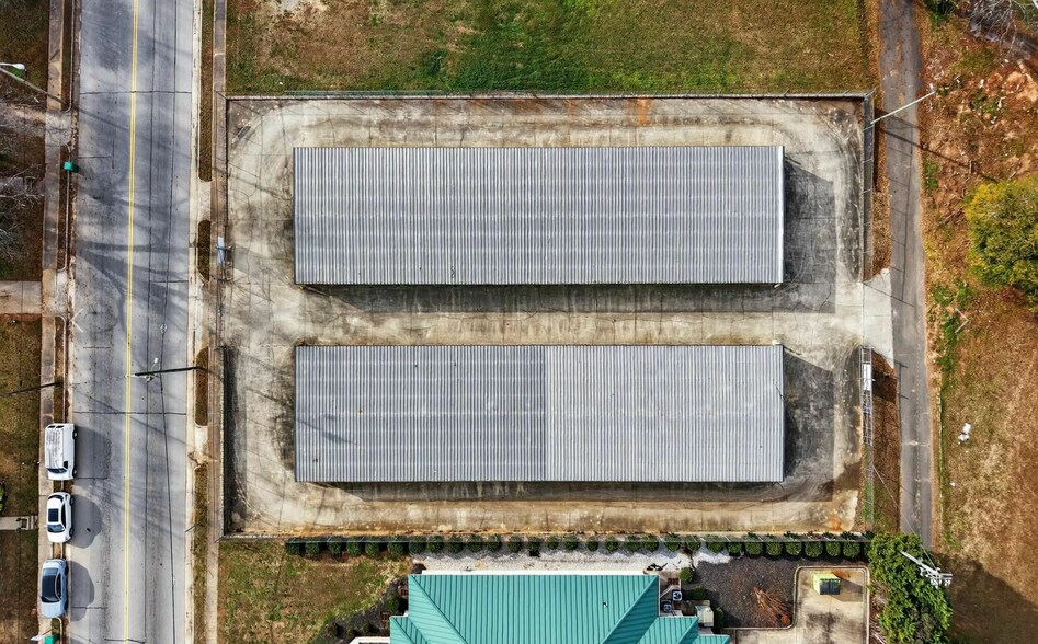More Photos Of 939 N Logan St, Gaffney Self Storage For Sale