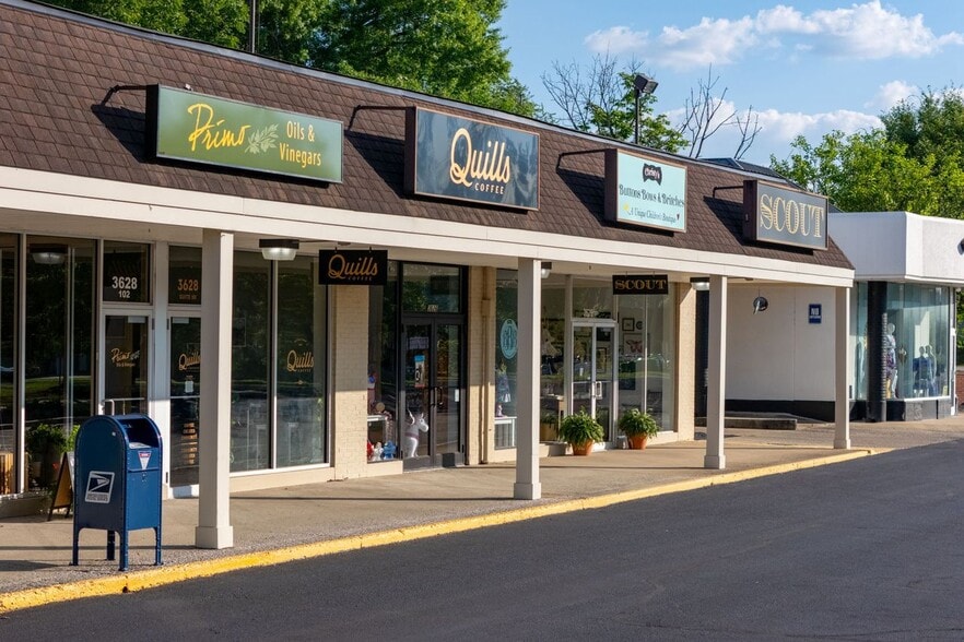 More Photos Of 3642 Brownsboro Rd, Louisville Unknown For Lease