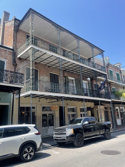 More Photos Of 1231 Decatur St, New Orleans Storefront For Sale