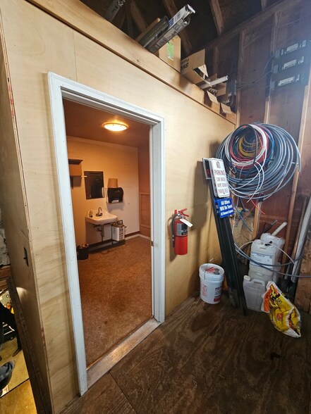 More Photos Of 316 W Liberty St, Rome Specialty For Sale
