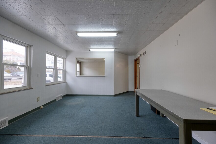 More Photos Of 340 Center Ave, Pittsburgh Medical For Sale