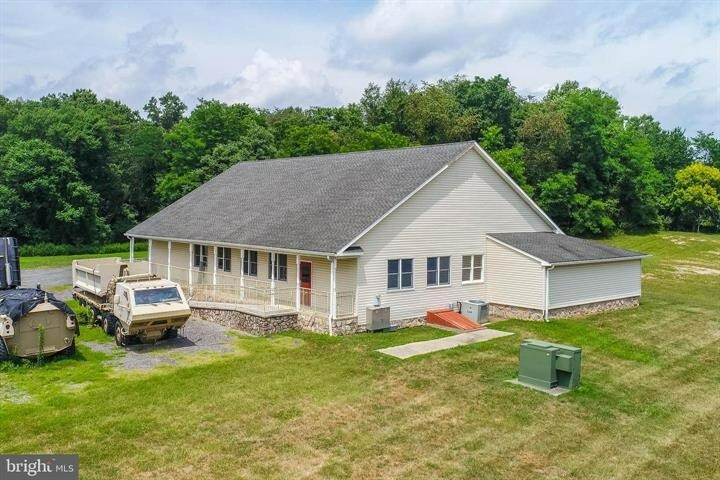 More Photos Of 19220 York Rd, Parkton Freestanding For Sale