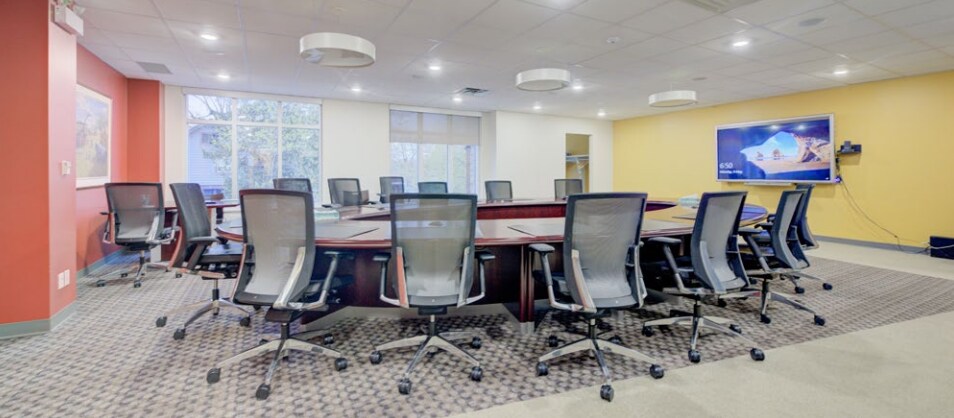 More Photos Of 100 Erb St E, Waterloo Office For Sale