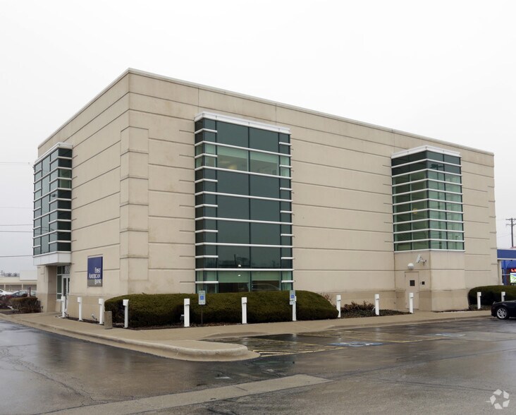 More Photos Of 1818 W Jefferson St, Joliet Office For Lease