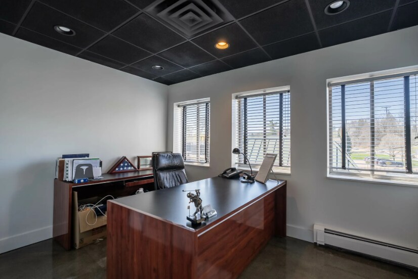 More Photos Of 51-53 W Long Lake Rd, Bloomfield Hills Office For Sale