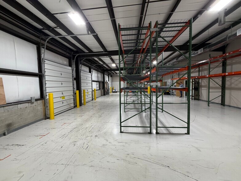 More Photos Of 8205 Estates Pky, Plain City Warehouse For Sale