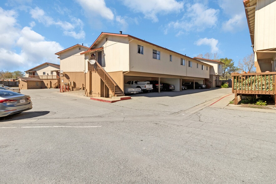 More Photos Of 113-119 Gonda St, Watsonville Apartments For Sale