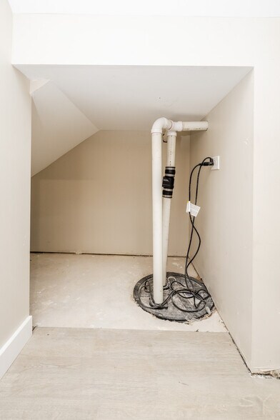 More Photos Of 6129 N Ravenswood Ave, Chicago Multifamily For Sale