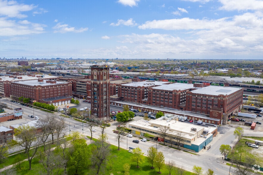 More Photos Of 1965 W Pershing Rd, Chicago Manufacturing For Lease