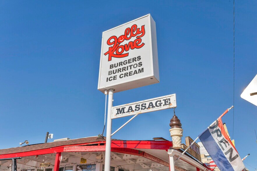 More Photos Of 198 Main St, Bridgeport Restaurant For Sale